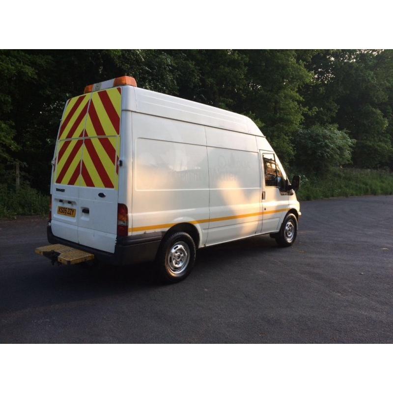 NEAT TIDY FORD TRANSIT MWB ALL READY TO DRIVE AWAY