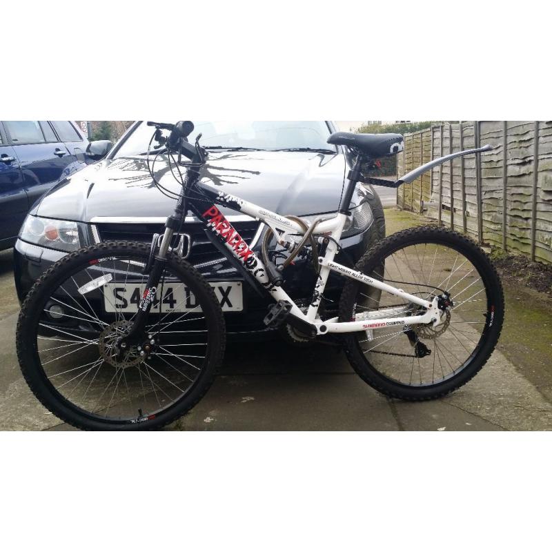 EXCELLENT PARADOX MOUNTAIN BIKE IS ONLY FOR 120 POUNDS DON'T MISS IT!!