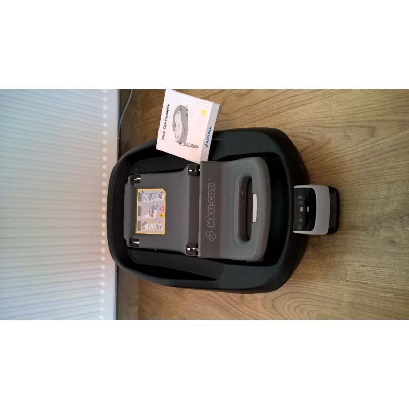 Used Maxi-Cosi FamilyFix Isofix Base Unit - 2 available
