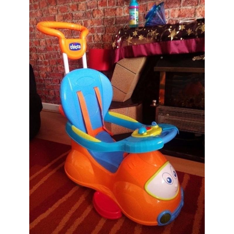 3 in 1 chicco practically new