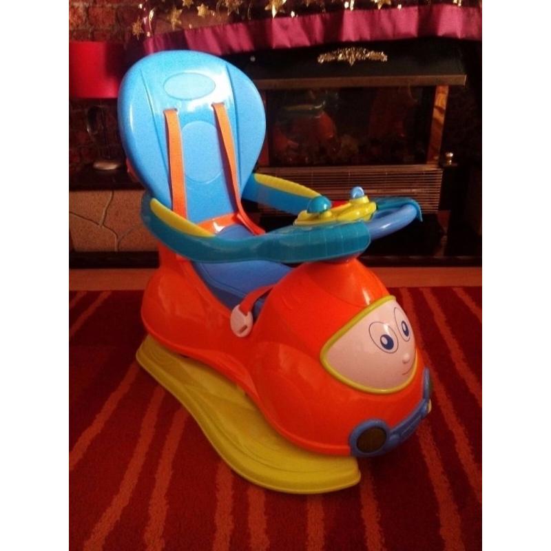 3 in 1 chicco practically new