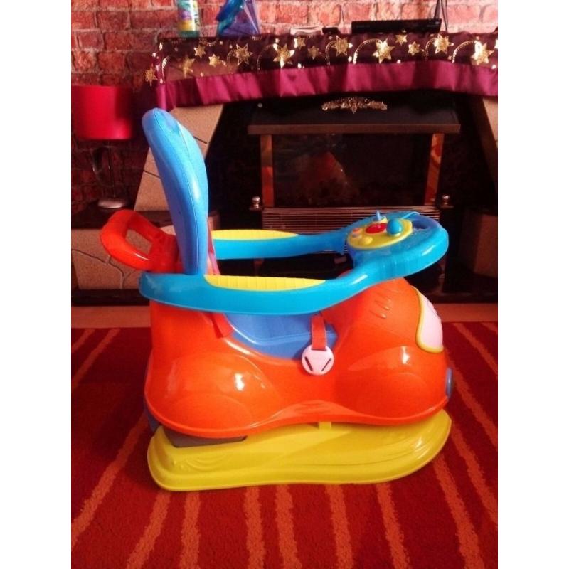 3 in 1 chicco practically new