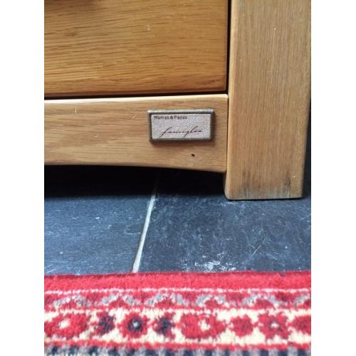 Lovely Mamas and Papas 5 drawer chest