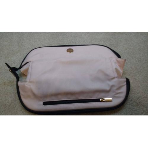 GHD heat protoctor bag