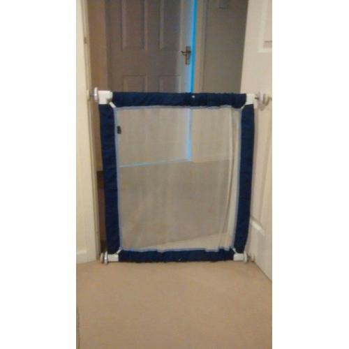 bruin stair gate
