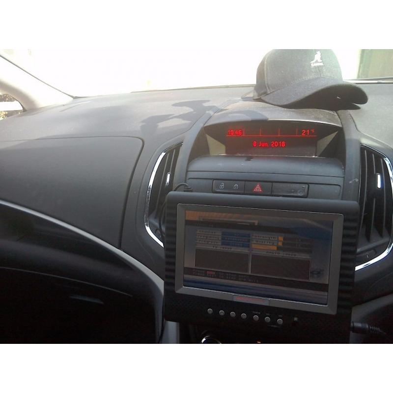 7 inch nextbase lcd digital freeview tv. & Accessories.