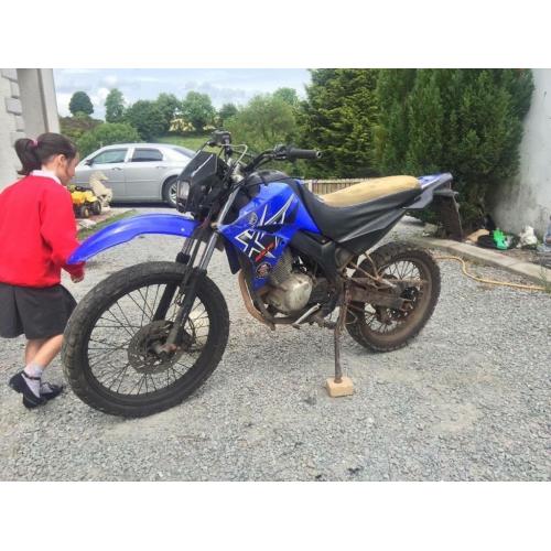 2009 yamaha XT 125 R