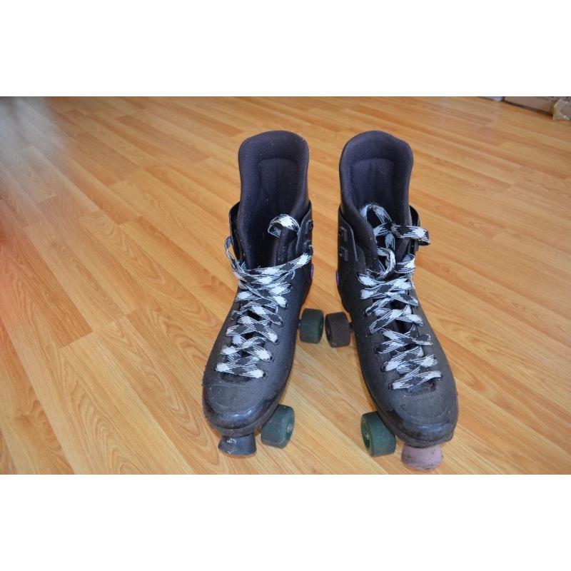 ROLLER BOOTS