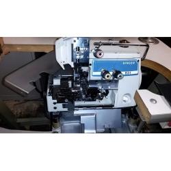 For sale**SINGER 831U, Industrial overlocker/serger, STUNNING CONDITION**
