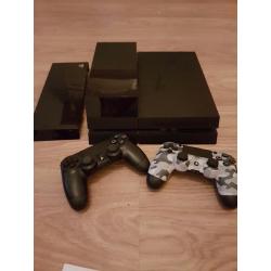 High Spec ps4 pre installed 2tb Nyko Databank, 4 top games, 2x controllers and mic