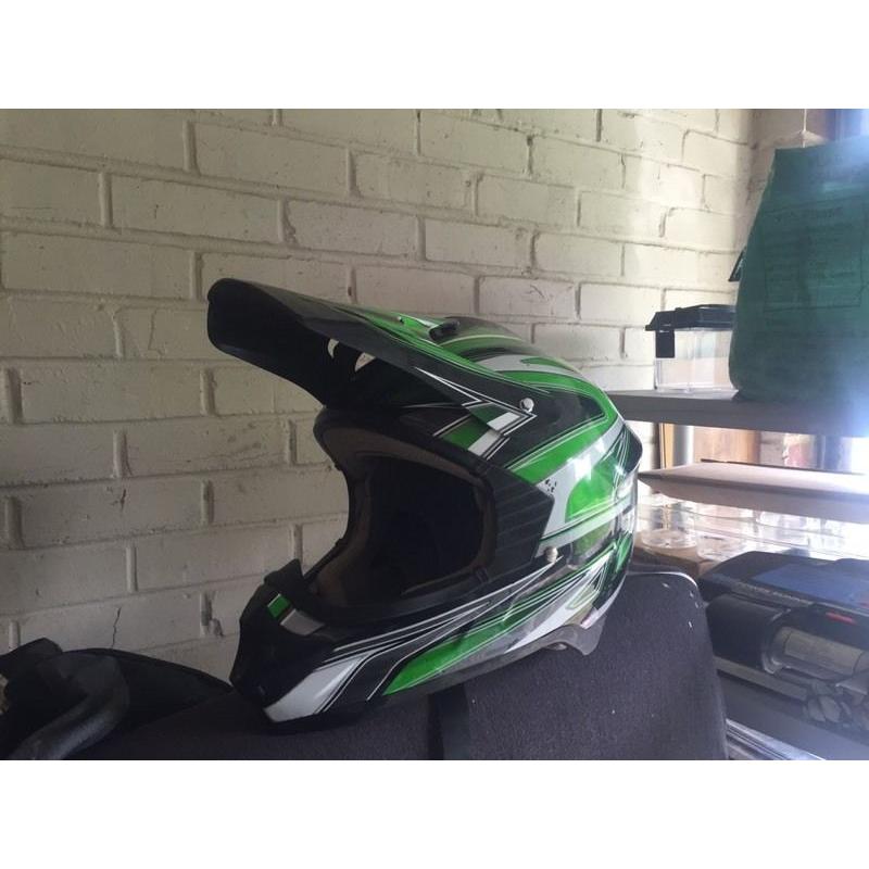 Stealth motocross helmet