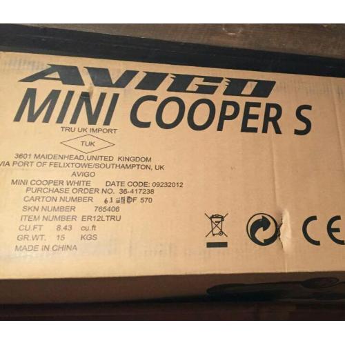 Brandnew 12v mini cooper (gloss white) boxed new sealed