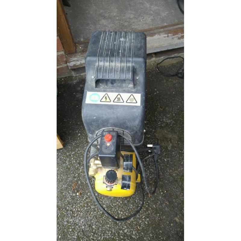 Wolf air mini compressor