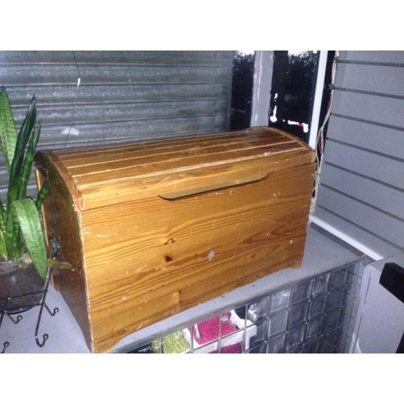 Pine chest can deliver locally