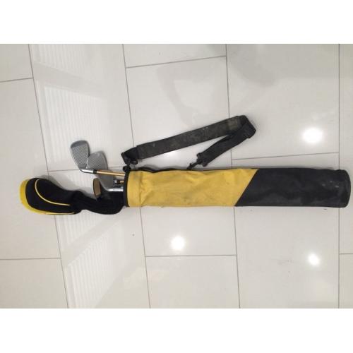 Childs golf club set and bag