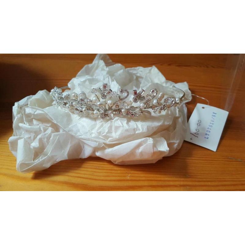 Tiara NEW