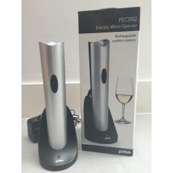 Electric bottle opener