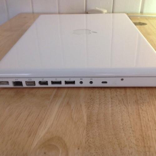 MacBook 13" White