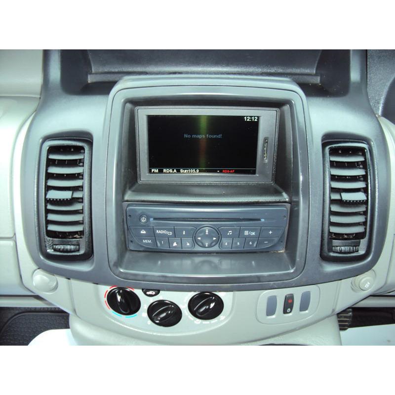 2011 Renault Trafic 2.0 LL29dCi 115ps Phase 3 ( Sat Nav )