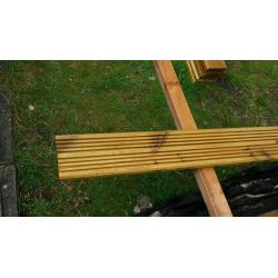 10 Redwood decking boards