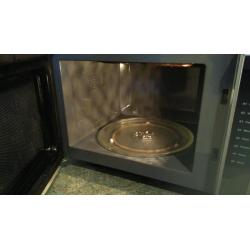 Microwave oven