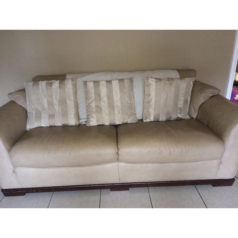 NATUZZI Leather cream/caramel 3 seater sofa with 2 X armchairs