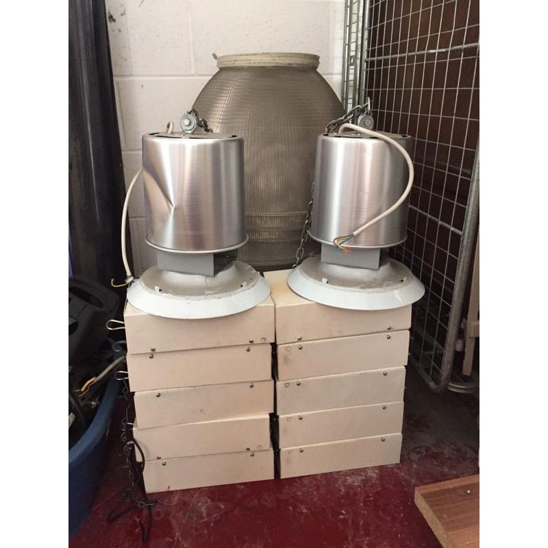 12x 400w high bay fittings with lamps