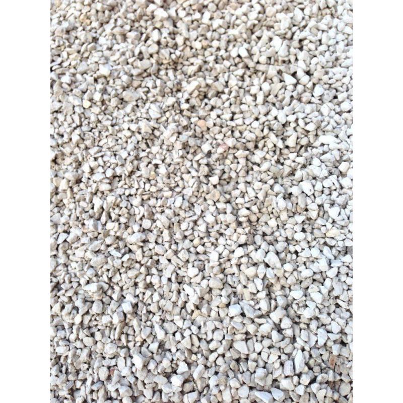 1t 2t 3T 10t OF COTSWOLD CREAM CHIPPINGS /DELIVERED IN DONCASTER/CALL FOR DETAILS 1-20t loads good