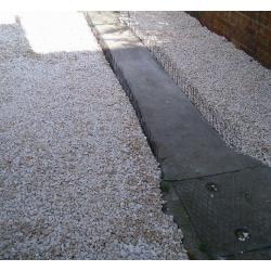1t 2t 3T 10t OF COTSWOLD CREAM CHIPPINGS /DELIVERED IN DONCASTER/CALL FOR DETAILS 1-20t loads good