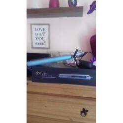 Ghd v gold hair straightners brand new sealed in a box with heat ristant bag
