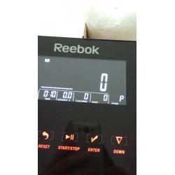 ZR10 ELLIPTICAL CROSS TRAINER HARDLY USED