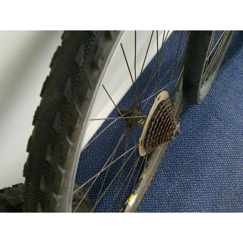 4 x 26" mtb wheels and tyres