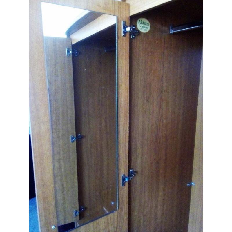 MODERN NEW WARDROBE