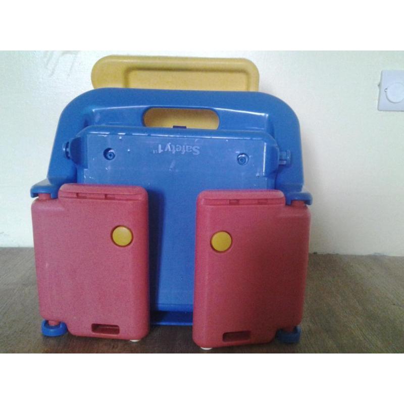 Safet 1st Travel high chair