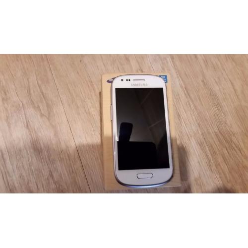 Nearly new Samsung Galaxy S III mini in white