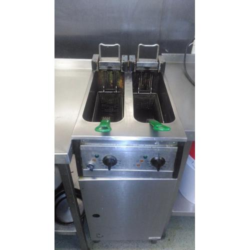 Double basket fryer,not needed anymore