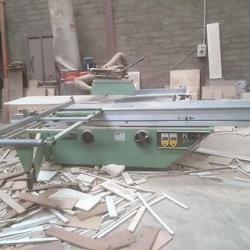 PANEL SAW