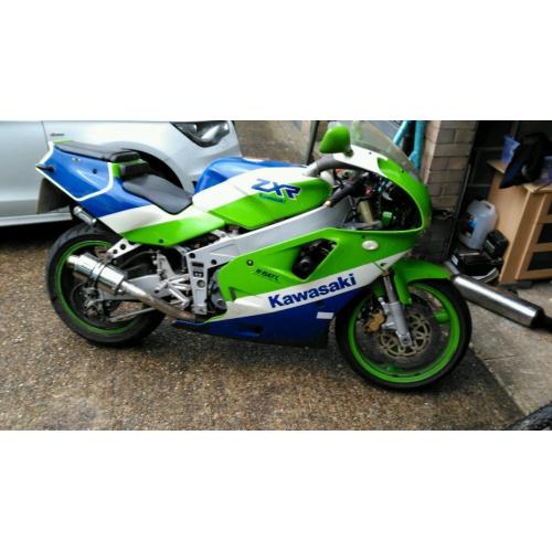 Zxr400 h model