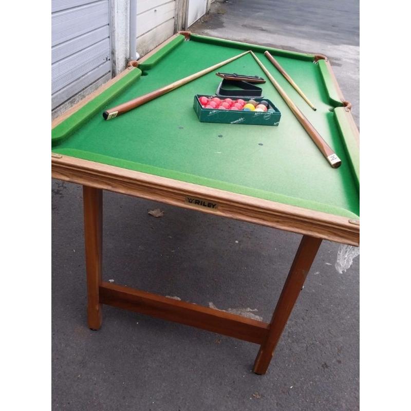Riley 6ft Snooker Table with Accessories