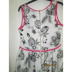LADIES ON-TREND DRESSES - SIZE 10 AND SIZE 12 - VGC