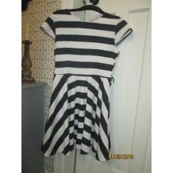 LADIES ON-TREND DRESSES - SIZE 10 AND SIZE 12 - VGC