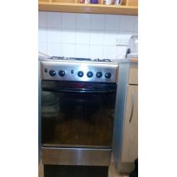 Indesit gas cooker with oven 2yr old