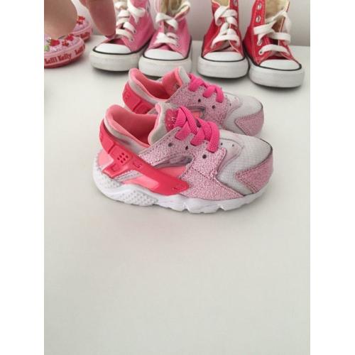 Toddler Nike huaraches