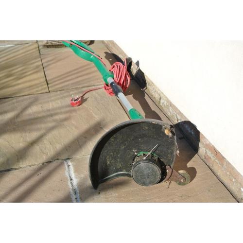 Electric garden strimmer