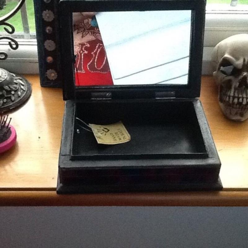 Jewlery box