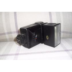 Cobra D40-0 Shoe Mount Dedicated camera flash for Nikon SLR cameras