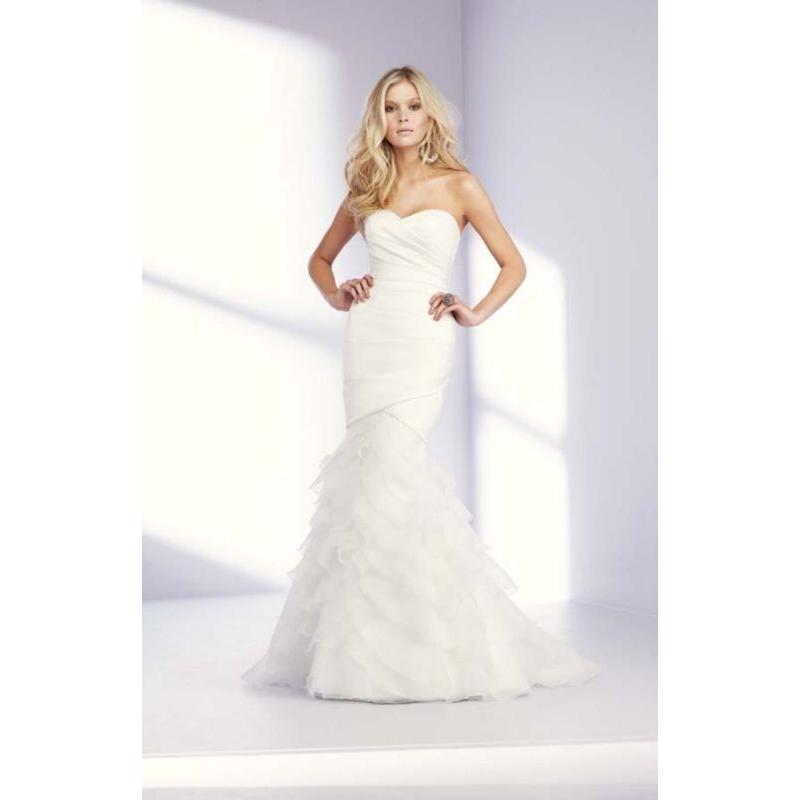 Mikaella Paloma Blanca Wedding Dress (style 1511) size UK 10