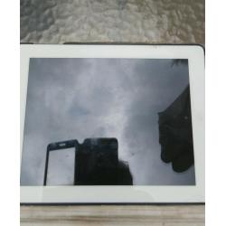 iPad 4th generation 9.7 inches 16 gb