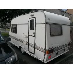 1996 2 berth challenger caravan.