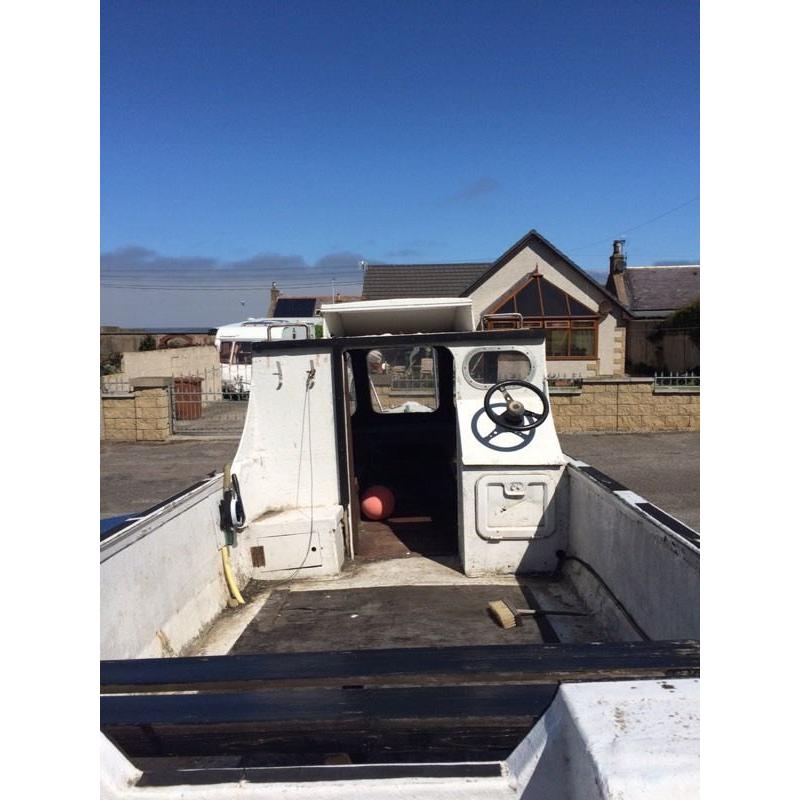 20ft fibreglass boat
